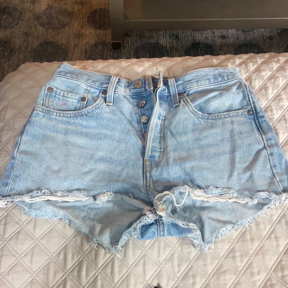LEVIS - Picture 1 of 3